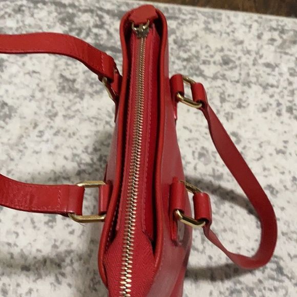 Trussardi purse in GUC red pebbled leather MADE IN ITALY!🇮🇹 #vintage - Picture 8 of 13